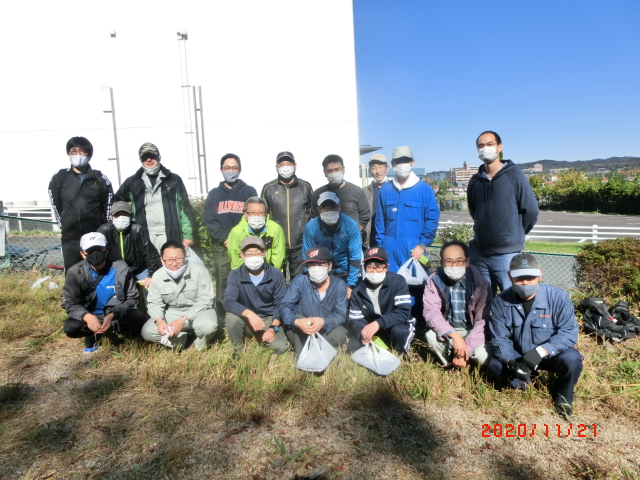 除草・周囲観察路の整備作業に参加された皆さん