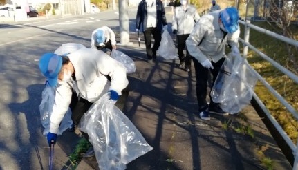 沿道の清掃活動