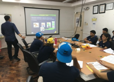 Meeting-room presentation