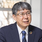塚谷 修示