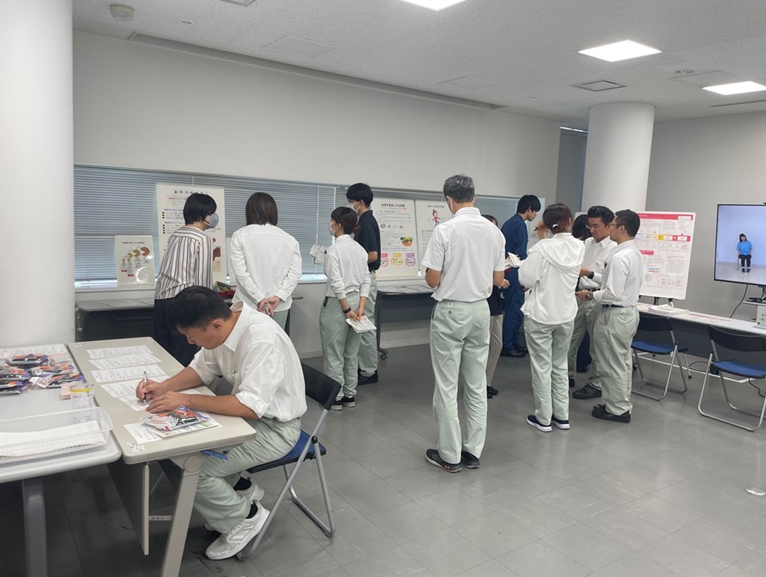 ⑤産業保健スタッフによる体験型健康展