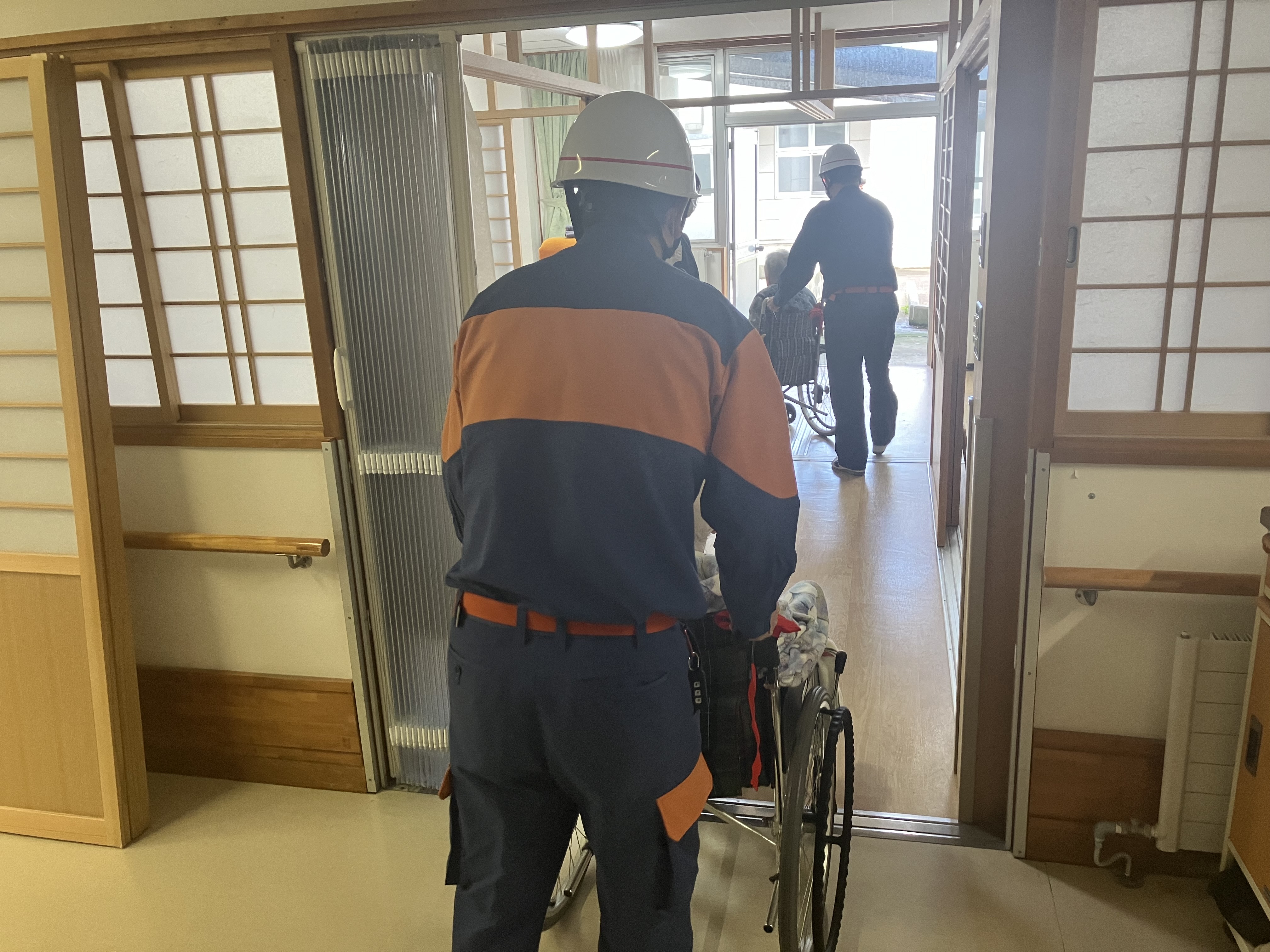 避難訓練支援の様子